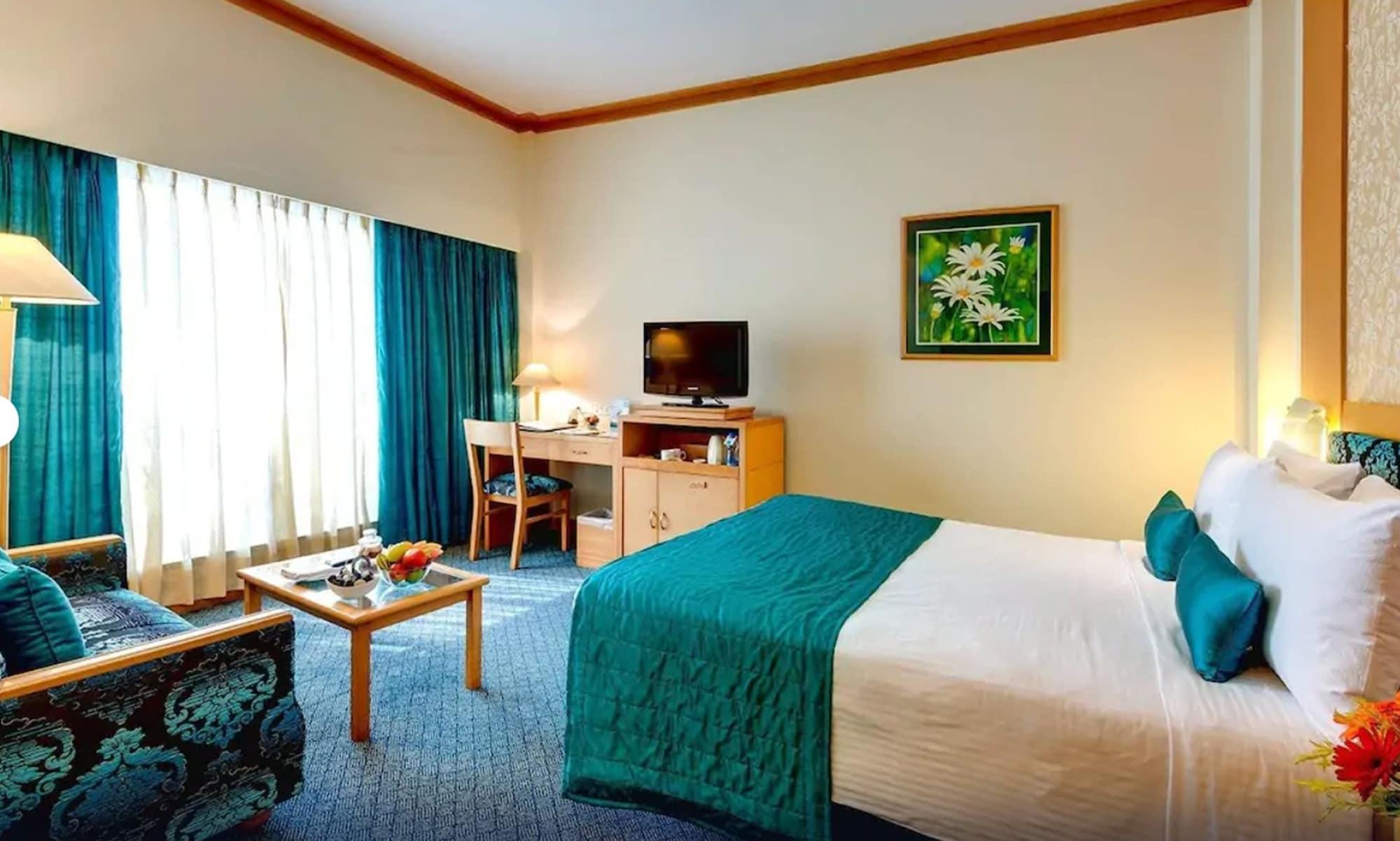 Kenilworth Hotel, Hotel 4*