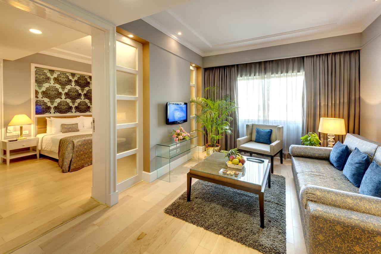 Kenilworth Hotel, 4* Kolkata